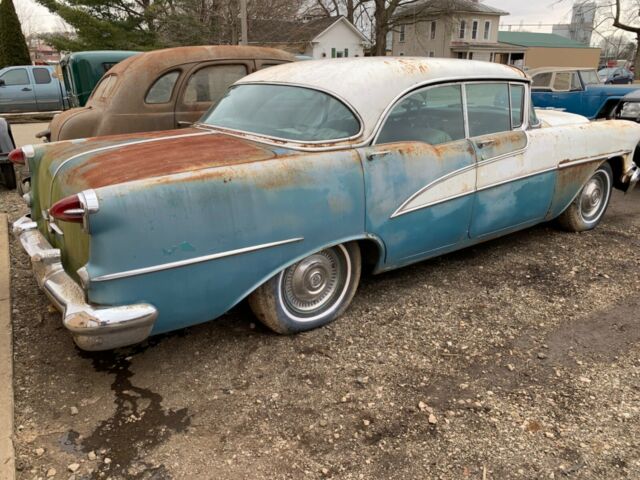 Oldsmobile Eighty-Eight 1955 image number 14