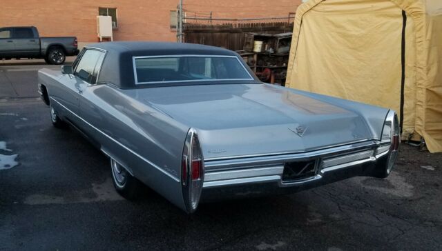 Cadillac DeVille 1968 image number 27