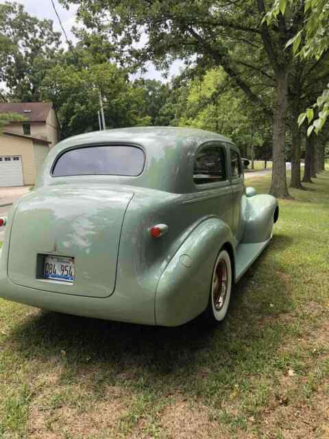 Chevrolet Master Deluxe 1939 image number 1