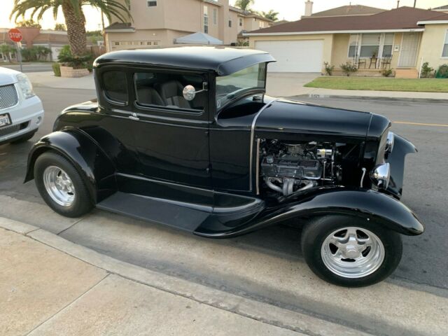 Ford Model A 1930 image number 1