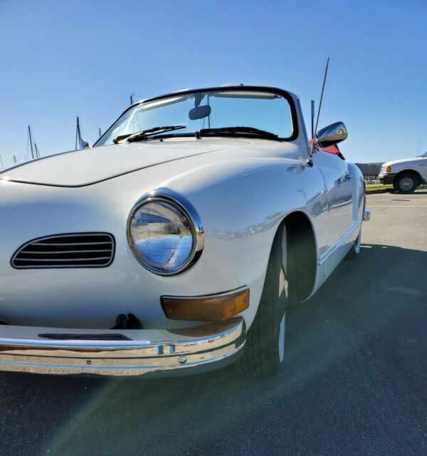 Volkswagen Karmann Ghia 1972 image number 34