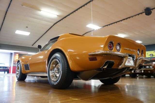 Chevrolet Corvette 1971 image number 22