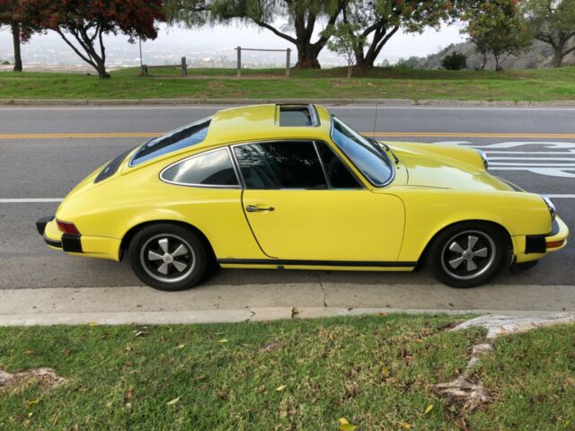 Porsche 911 1974 image number 26