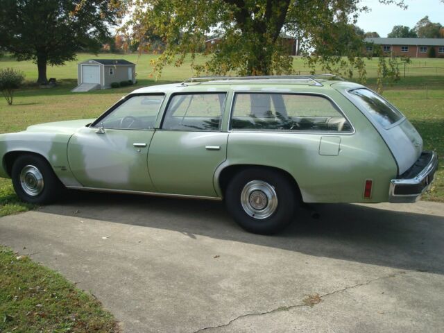 Pontiac LEMANS WAGON 1975 image number 23