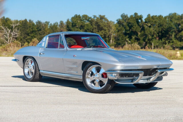 Chevrolet Corvette 1964 image number 26