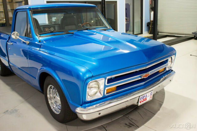 Chevrolet C-10 1967 image number 10