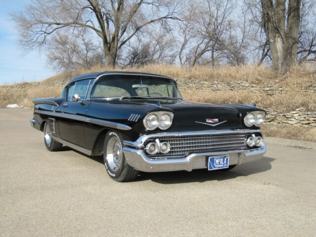 Chevrolet Impala 1958 image number 0