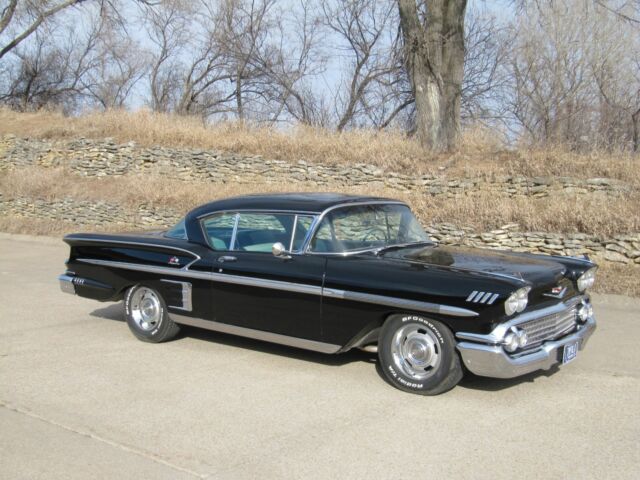 Chevrolet Impala 1958 image number 2