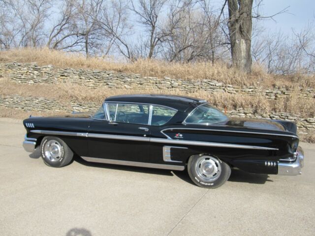 Chevrolet Impala 1958 image number 20