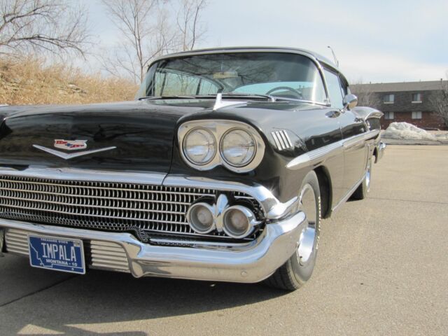 Chevrolet Impala 1958 image number 23