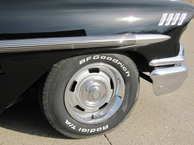 Chevrolet Impala 1958 image number 29