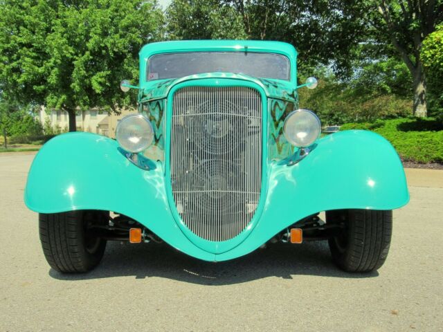 Ford Sedan Delivery 1933 image number 29