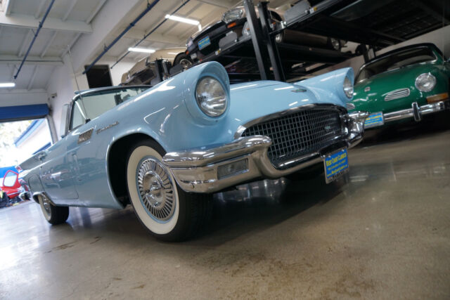 Ford Thunderbird 312 V8 Convertible 1957 image number 5