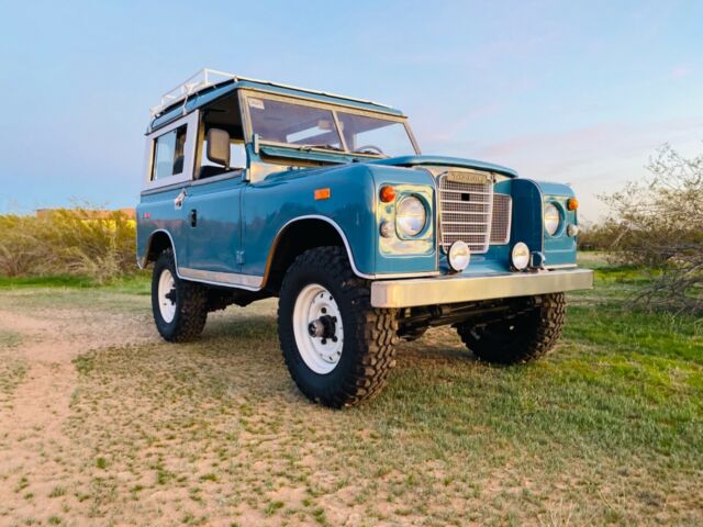 Land Rover Defender 1973 image number 14