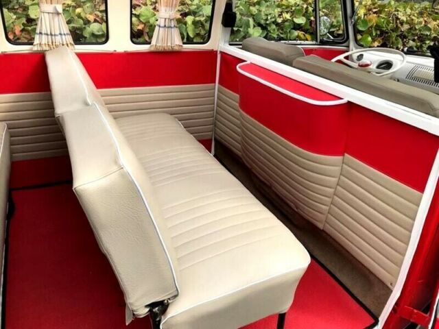 Volkswagen Bus/Vanagon 1971 image number 12