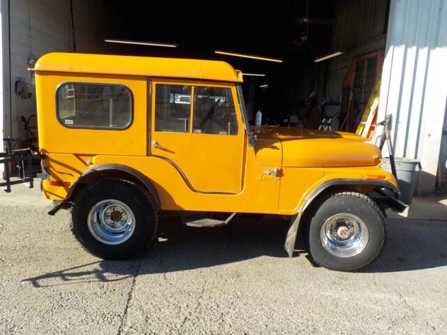 Jeep CJ 1972 image number 1