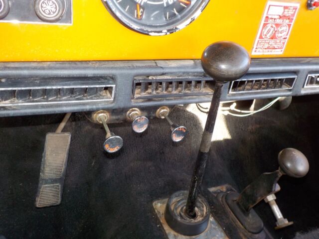 Jeep CJ 1972 image number 7