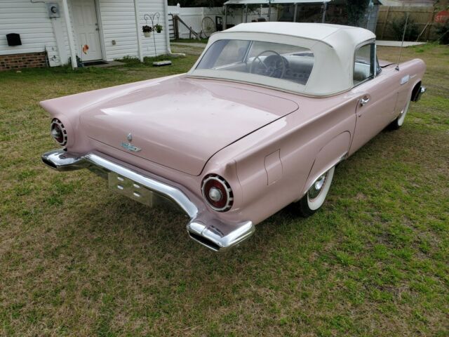 Ford Thunderbird 1957 image number 20