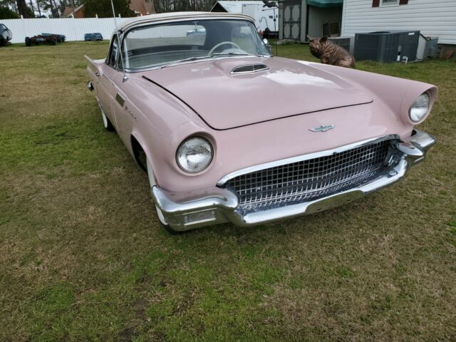 Ford Thunderbird 1957 image number 21