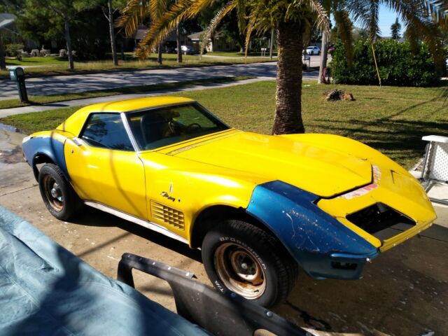 Chevrolet Corvette 1972 image number 2