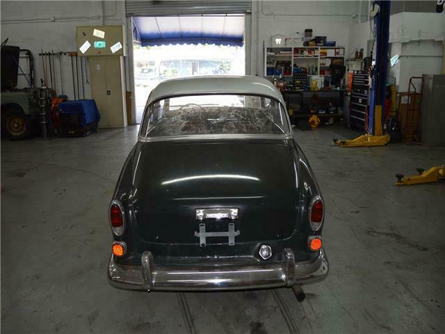 Volvo 122S 1966 image number 21