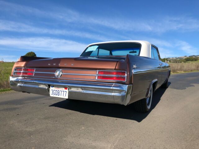 Buick LeSabre 1964 image number 25