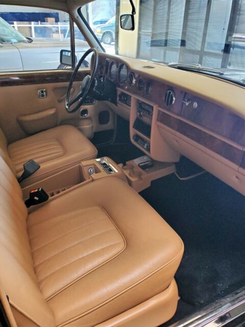 Rolls-Royce Silver Shadow 1979 image number 21