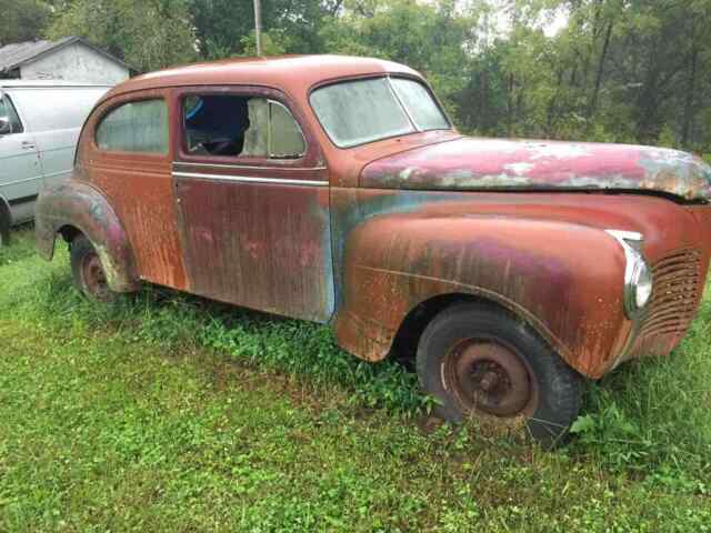 Plymouth p12 2door sedan 1941 image number 1