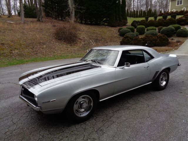 Chevrolet Camaro 1969 image number 0