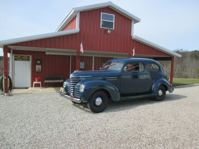 Plymouth ROAD KING 1939 image number 0