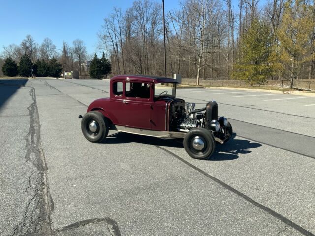 Ford Coupe 1930 image number 0