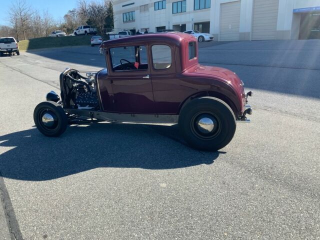 Ford Coupe 1930 image number 13