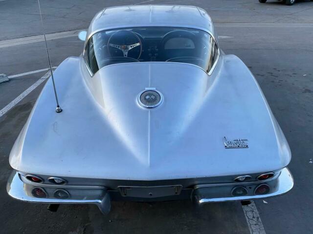 Chevrolet Corvette 1966 image number 29