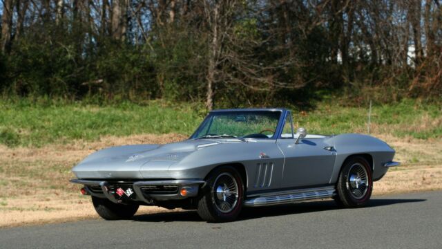 Chevrolet Corvette 1966 image number 24