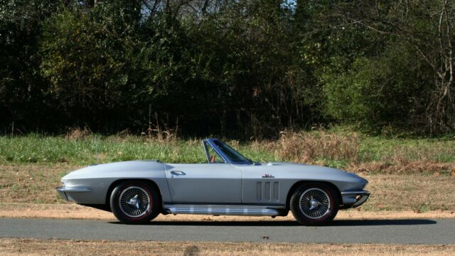 Chevrolet Corvette 1966 image number 6