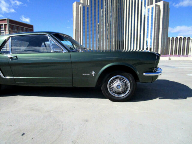 Ford Mustang 1965 image number 9