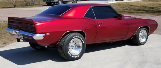 Pontiac Firebird 1969 image number 1