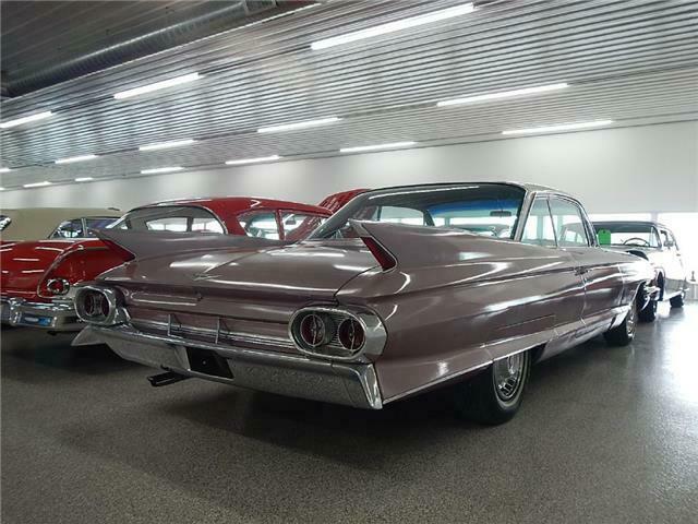 Cadillac SIXTY-TWO 1961 image number 9