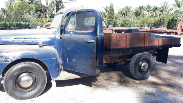 Ford F-100 1952 image number 0