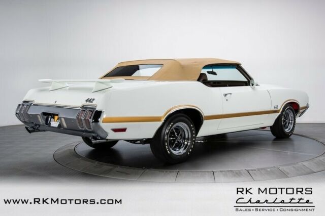 Oldsmobile 442 1970 image number 32