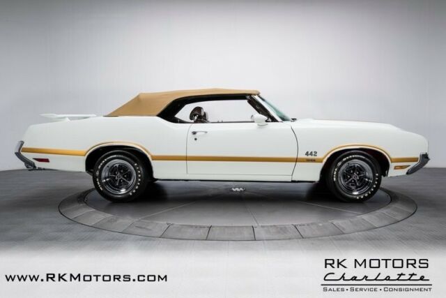 Oldsmobile 442 1970 image number 38