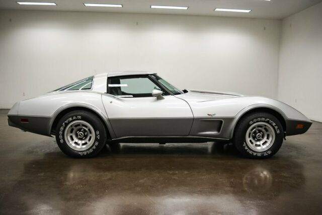 Chevrolet Corvette 1978 image number 7