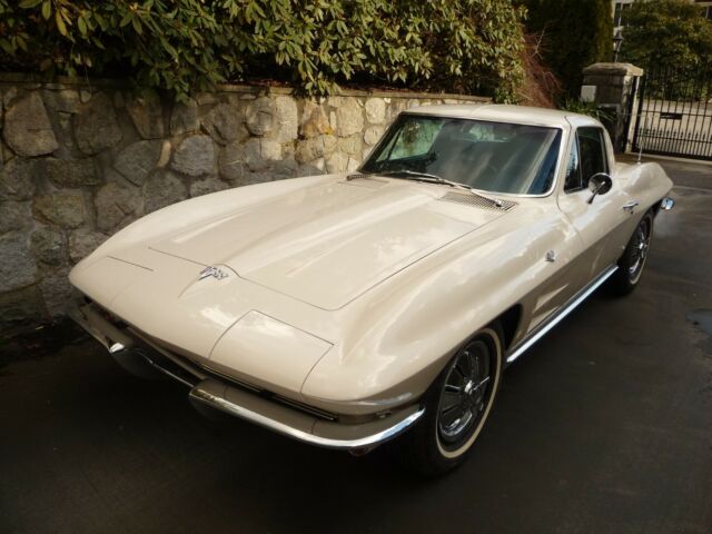 Chevrolet Corvette 1964 image number 0