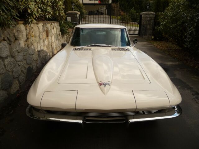 Chevrolet Corvette 1964 image number 25