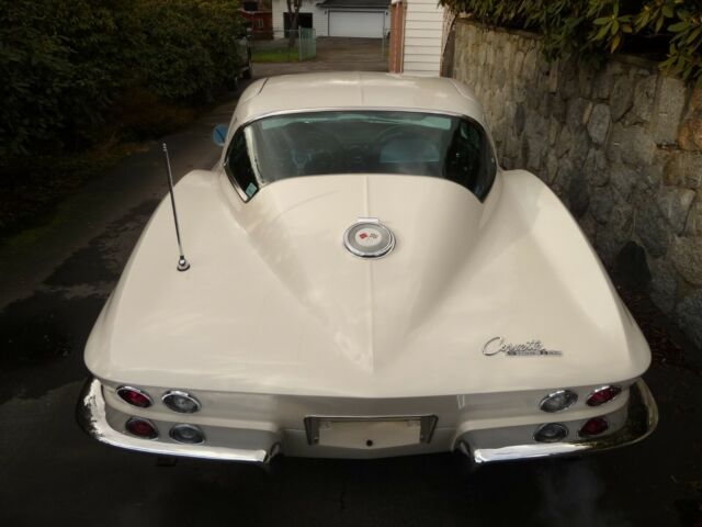 Chevrolet Corvette 1964 image number 27