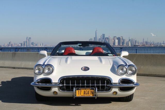 Chevrolet Corvette 1958 image number 23