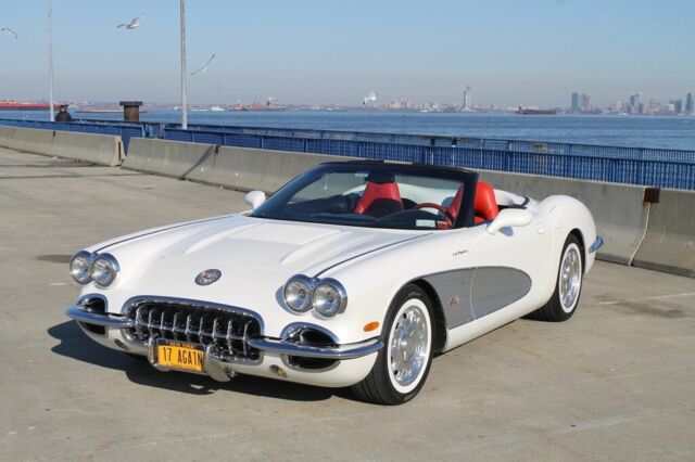 Chevrolet Corvette 1958 image number 46