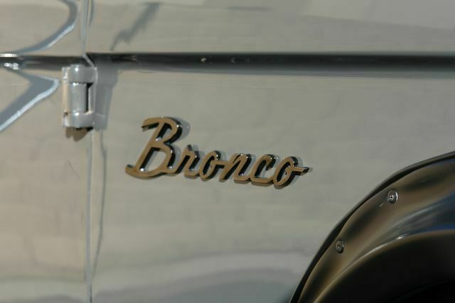 Ford Bronco 1973 image number 21