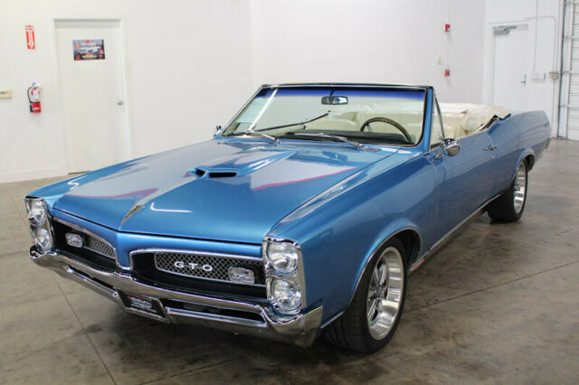 Pontiac GTO 1967 image number 2