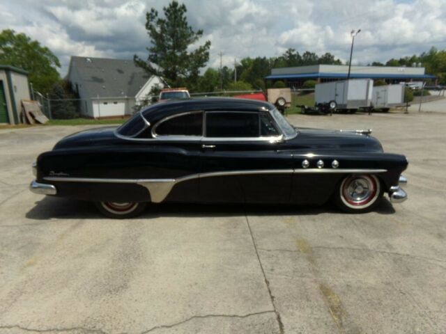 Buick Eight Special 1951 image number 16